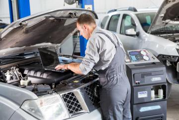 Dr Mechanik Auto Serwis – naprawy samochodów