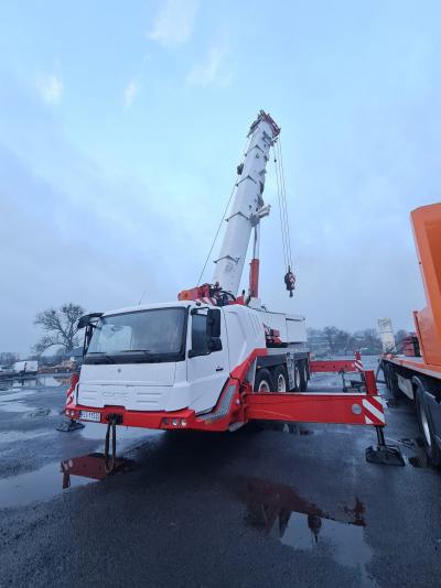 Żuraw samojezdny 100ton Dźwig 100t Krosno Rymanow